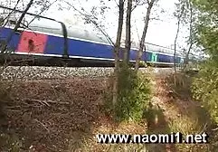 Sex z dziewczyną w pierś.Dwa polskie filmy erotyczne darmowe